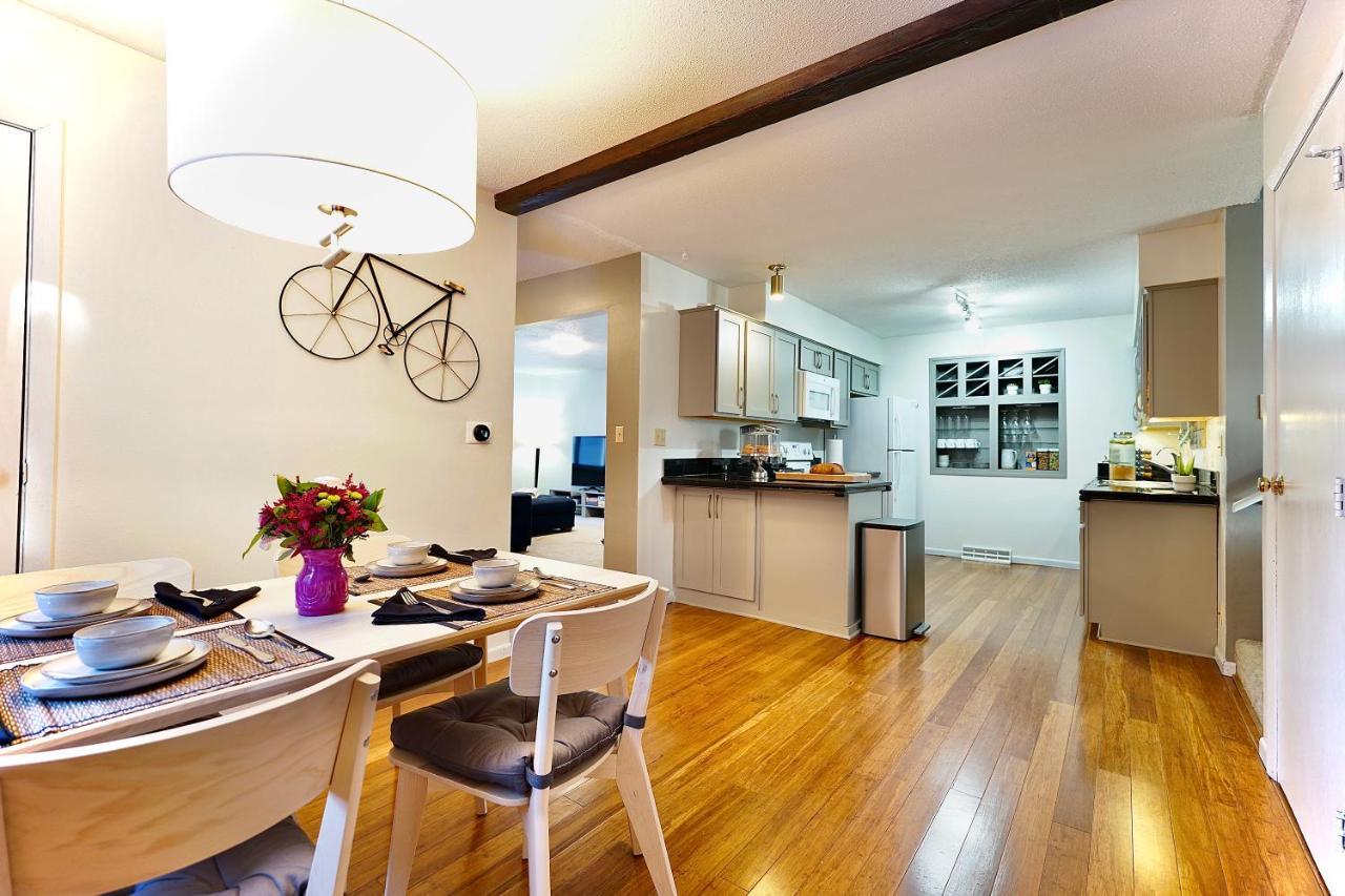 Blue House Bed & Breakfast Sioux Falls Bagian luar foto